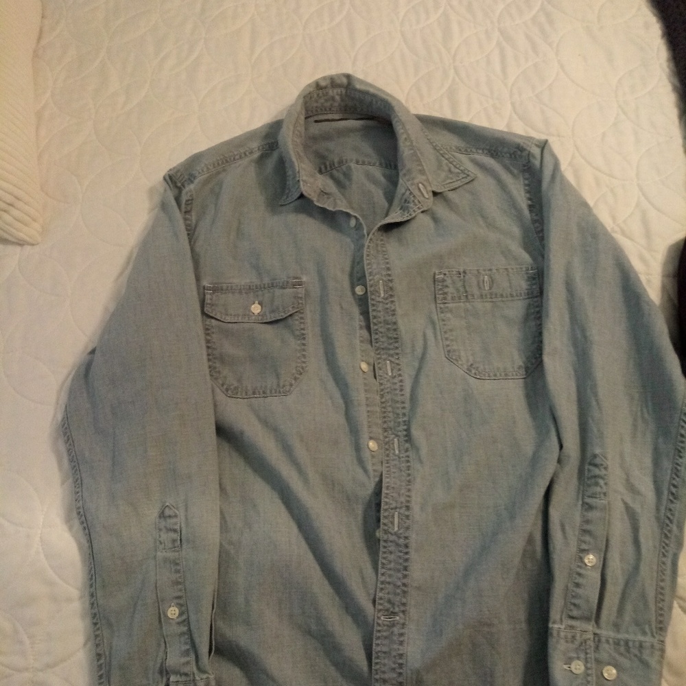 Perry Ellis Denim Button Up